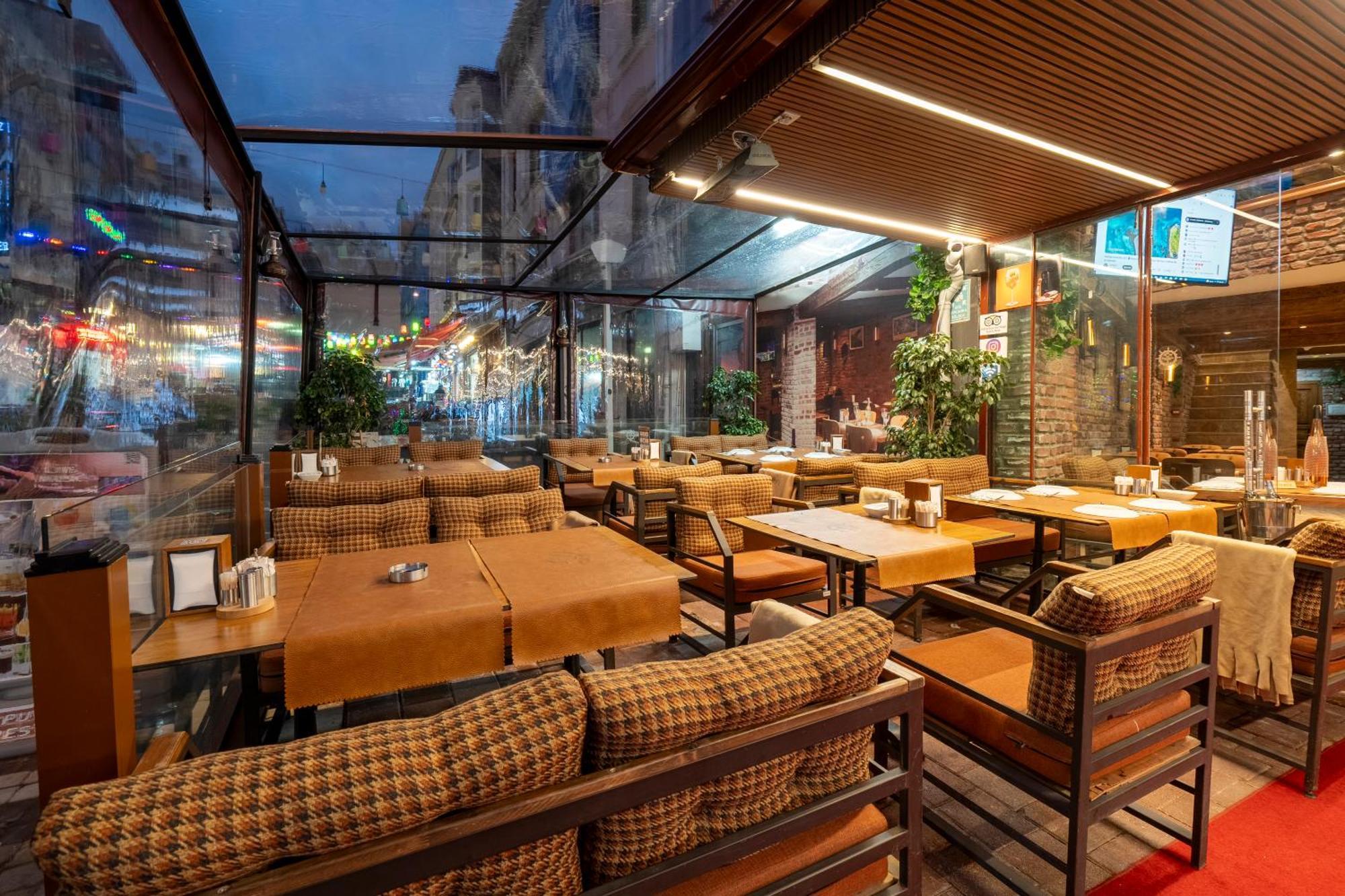Old Harbour Hotel Istanbul Exterior photo
