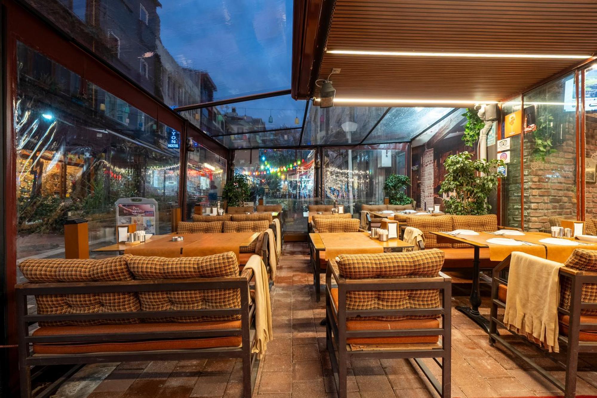 Old Harbour Hotel Istanbul Exterior photo
